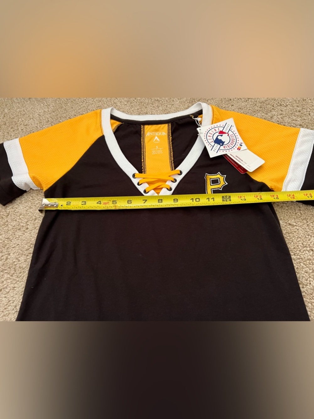 NWT Pittsburgh Pirates Baseball Women’s Shirt Size Small MLB - Picture 4 of 6
